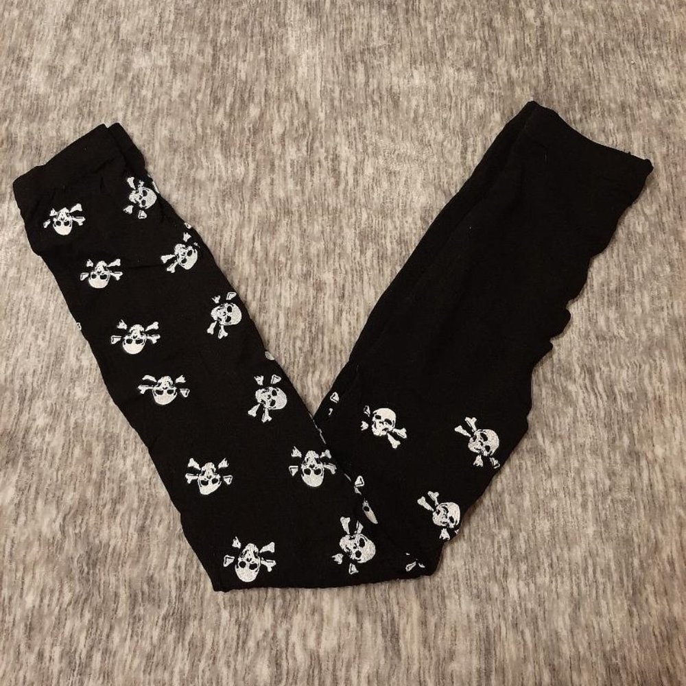 Footless black skull/crossbones tights